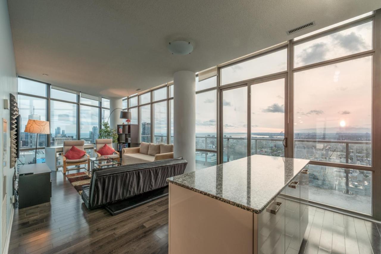 Unbelievable Penthouse View With 3 Bedrooms Toronto Eksteriør bilde